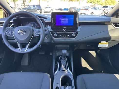 Used 2026 Toyota Corolla SE image 17