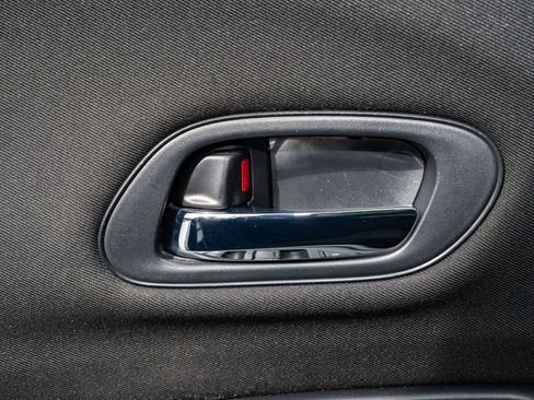 Used 2016 Honda HR-V LX image 25