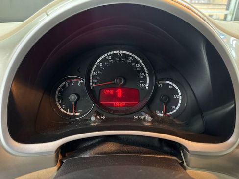 Used 2013 Volkswagen Beetle 2.5 image 22