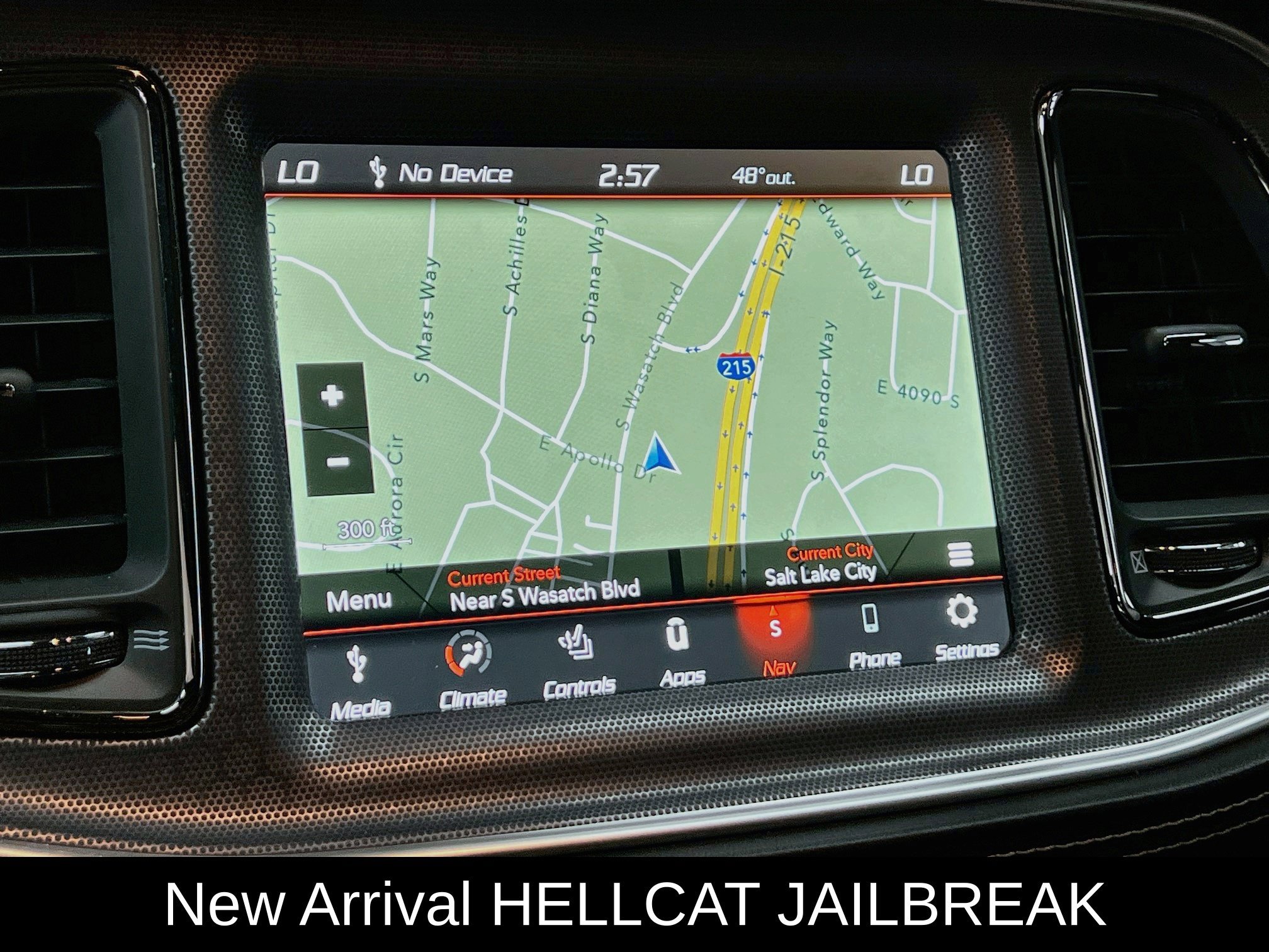 Used 2023 Dodge Challenger SRT Hellcat RWD image 16