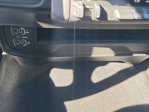 Used 2024 RAM 2500 Big Horn image 27