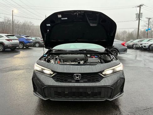 Used 2025 Honda Civic Sport image 9