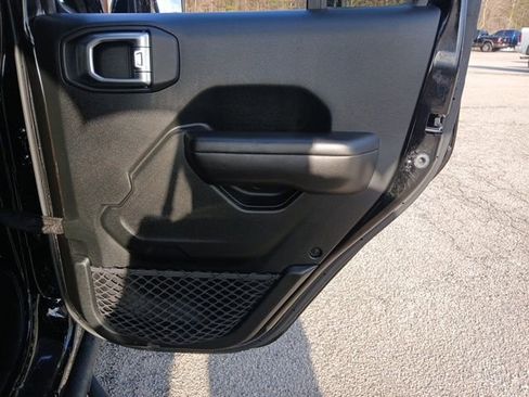 Used 2020 Jeep Gladiator Sport w/ Quick Order Package 24S image 29