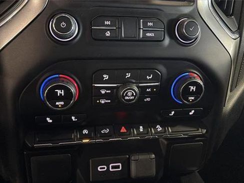 Used 2022 Chevrolet Silverado 1500 RST w/ Z71 Off-Road Package image 21