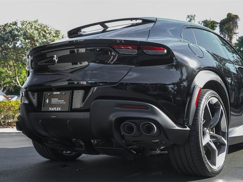 Certified 2024 Ferrari Purosangue Base image 13