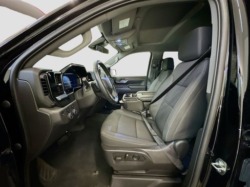 Used 2023 Chevrolet Silverado 1500 LT image 13