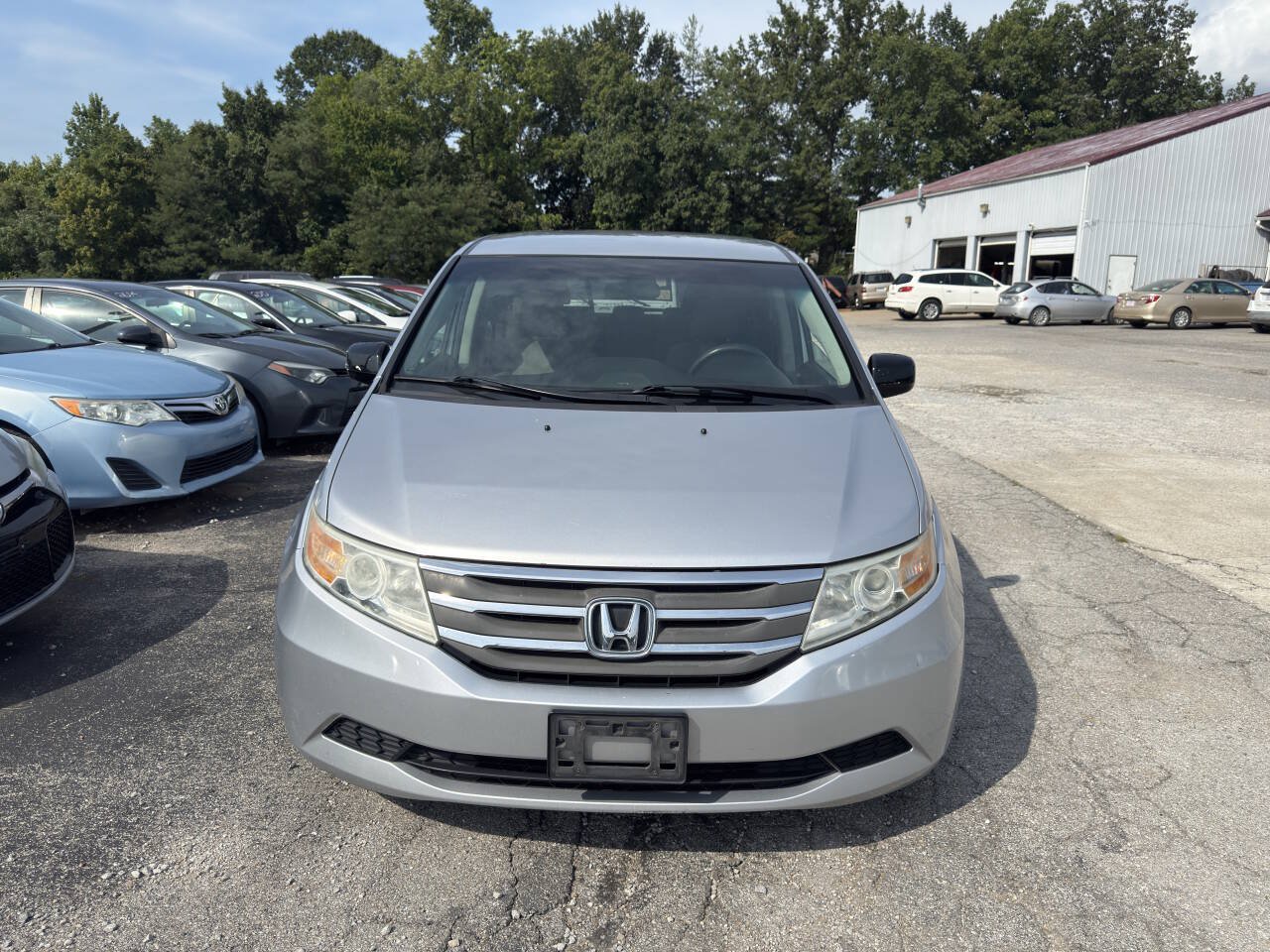Used 2011 Honda Odyssey EX image 4