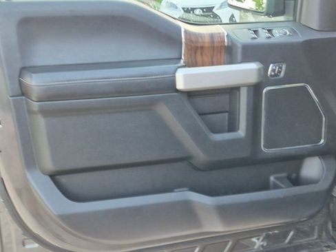 Used 2018 Ford F150 Lariat AWD/4WD image 8