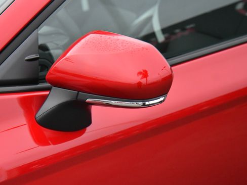 Used 2025 Toyota Camry SE image 13