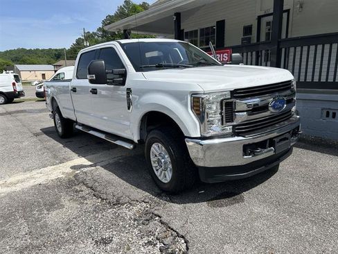 Used 2019 Ford F250 XLT AWD/4WD image 2