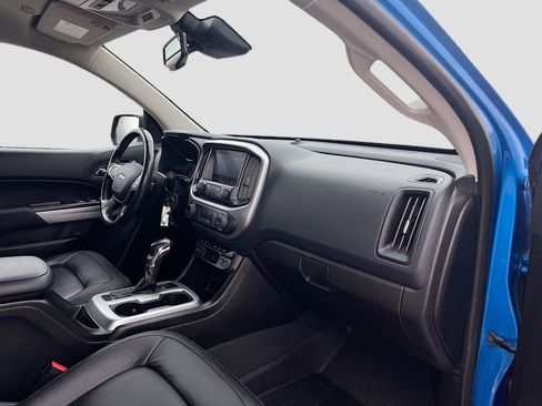 Used 2022 Chevrolet Colorado LT w/ Luxury Package AWD/4WD image 28