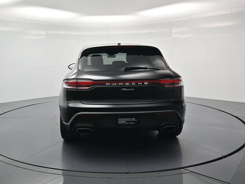 Used 2026 Porsche Macan AWD/4WD image 32