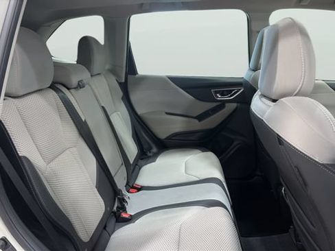 Used 2020 Subaru Forester Premium AWD/4WD image 15