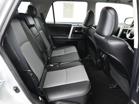 Used 2015 Toyota 4Runner SR5 Premium AWD/4WD image 44