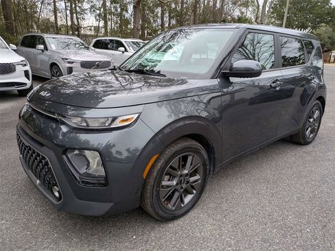Used 2022 Kia Soul EX image 8
