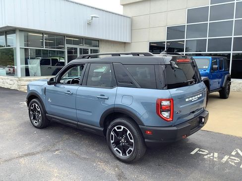 Used 2024 Ford Bronco Sport Outer Banks w/ Tech Package AWD/4WD image 7