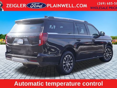 Used 2025 Ford Expedition Max Platinum image 5