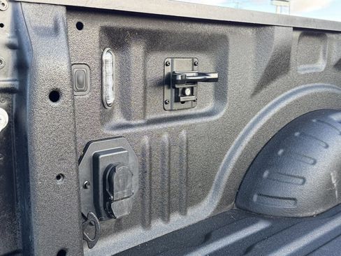 Used 2021 Ford F250 Lariat image 45