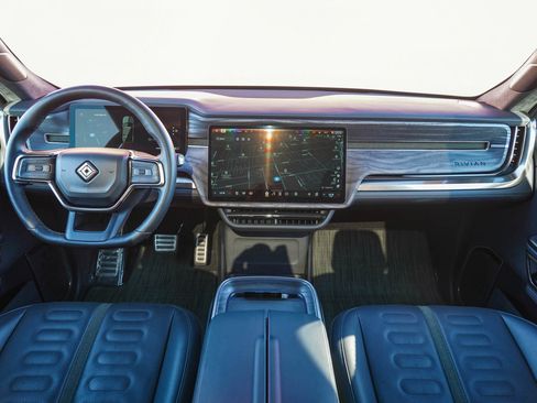 Used 2022 Rivian R1S Launch Edition image 17