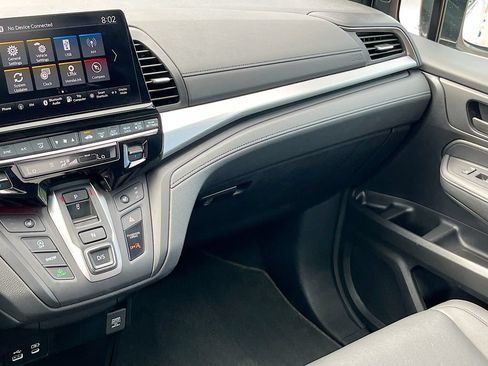 Used 2025 Honda Odyssey Sport-L image 23