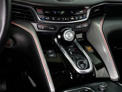 Certified 2025 Acura TLX w/ Technology Package image 22