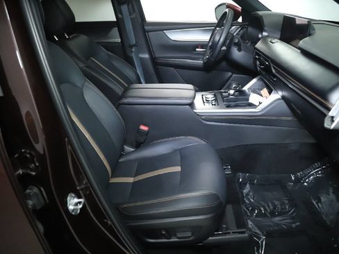 Used 2024 MAZDA CX-90 Plug-In Hybrid w/ Premium Plus AWD/4WD image 36