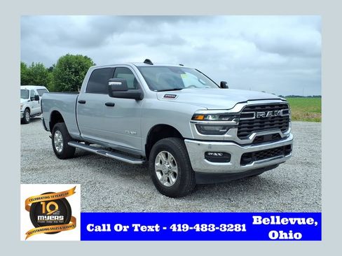 Used 2026 RAM 2500 Big Horn AWD/4WD image 1