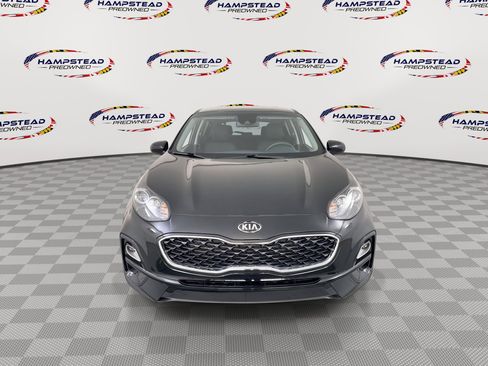 Used 2022 Kia Sportage LX AWD/4WD image 3