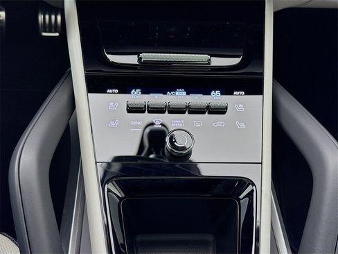 New 2026 Porsche Cayenne S image 23