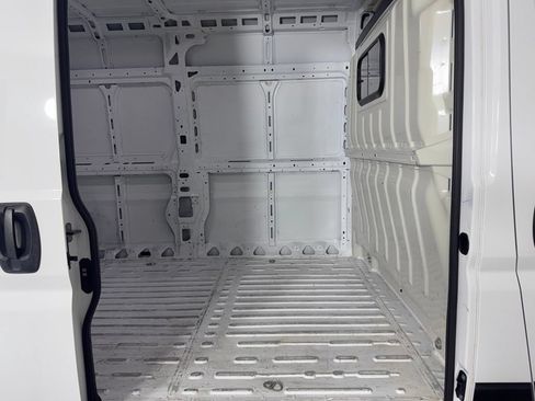 Used 2025 RAM ProMaster 3500 w/ Convenience Group FWD image 26