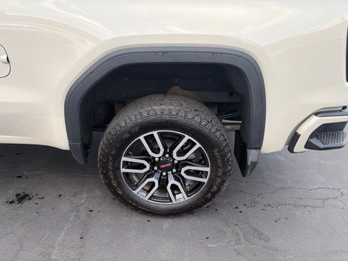 Used 2026 GMC Sierra 1500 AT4 w/ AT4 Premium Package AWD/4WD image 4