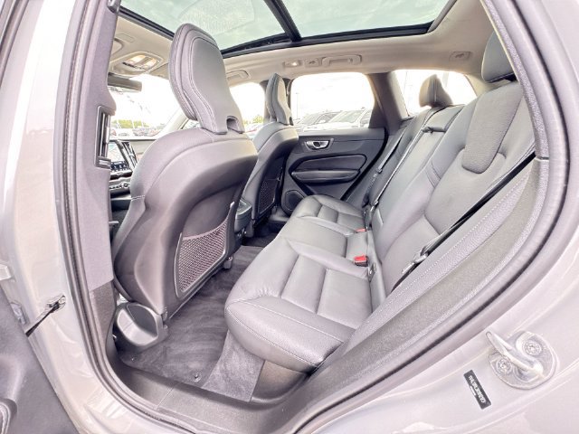 Used 2024 Volvo XC60 B5 Plus w/ Protection Package Premier AWD/4WD image 22