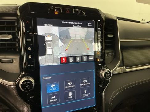 Used 2022 RAM 1500 Limited AWD/4WD image 22