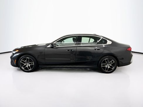 Used 2026 BMW 530i RWD image 4