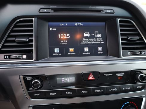 Used 2017 Hyundai Sonata SE w/ Cargo Package FWD image 24