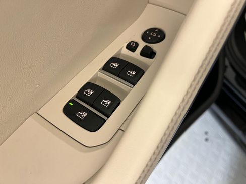 New 2026 BMW X6 M60i image 25