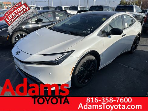 New 2026 Toyota Prius Plug-In Hybrid image 4