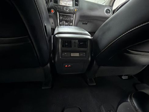 Used 2019 Nissan Pathfinder SV w/ Rock Creek Edition FWD image 24