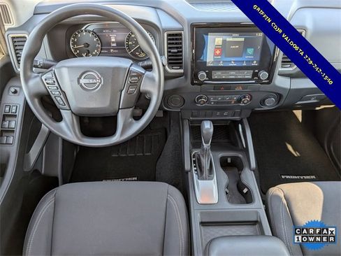 Used 2022 Nissan Frontier SV image 6