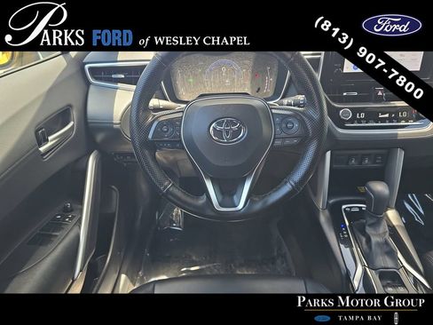 Used 2023 Toyota Corolla Cross AWD Hybrid w/ Convenience Package image 12