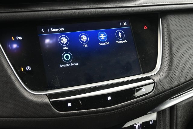 Used 2020 Cadillac XT5 Premium Luxury FWD image 25