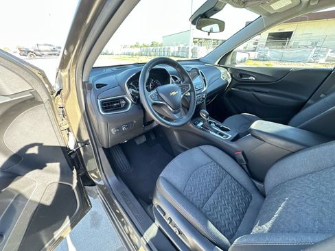 Used 2024 Chevrolet Equinox LT AWD/4WD image 10
