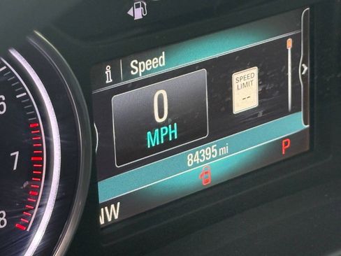 Used 2019 Buick Enclave Essence FWD image 6