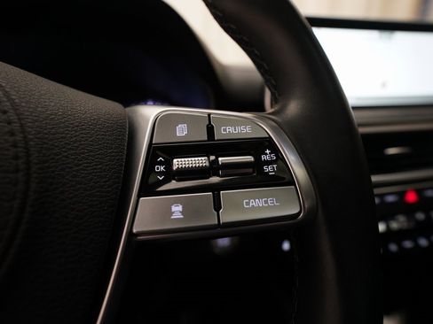 Certified 2021 Kia Telluride SX w/ SX Prestige Package image 19