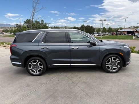 Used 2024 Hyundai Palisade Limited AWD/4WD image 9