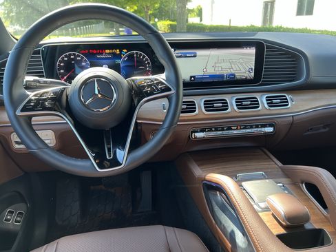 Used 2026 Mercedes-Benz GLE 450e 4MATIC image 30