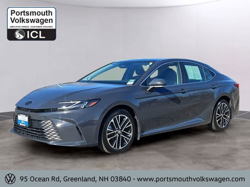 Used 2025 Toyota Camry XLE w/ Premium Package AWD/4WD image 1