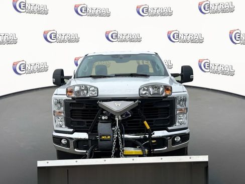 Used 2023 Ford F350 XL w/ FX4 Off-Road Package image 2