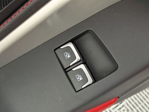 Used 2016 Chevrolet Corvette Stingray Coupe w/ 2LT Preferred Equipment Group image 10