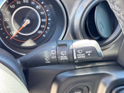 Used 2022 Jeep Wrangler Sport AWD/4WD image 30